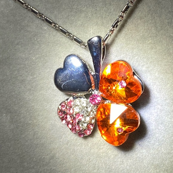 Orange Shamrock Necklace - Picture 4 of 4